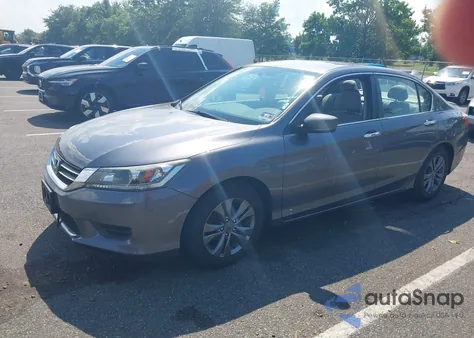 2015 Honda Accord Lx z USA, uszkodzony, nr VIN 1HGCR2F36FA084832